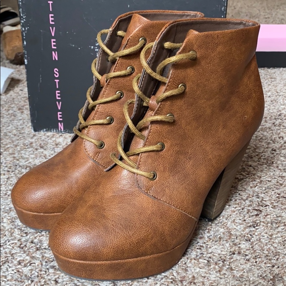 Steve Madden High heeled booties